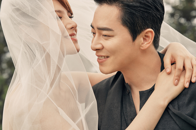 조정석♡거미, 부부 됐다…"최근 가족과 언약식"(공식입장)