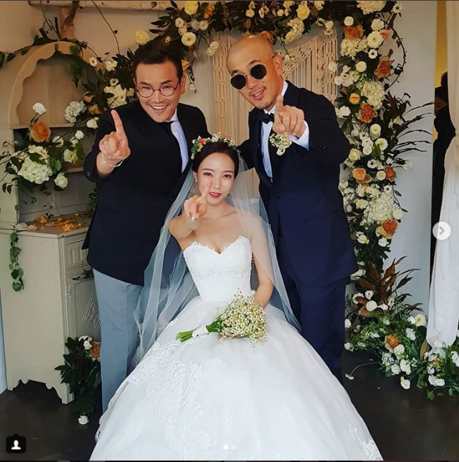 이하늘 커플 결혼식 사진 공개…MC딩동 "행복하세요"