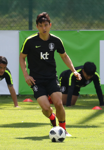손흥민·기성용 빠진 벤투호, '플랜B' 실험 본격 돌입