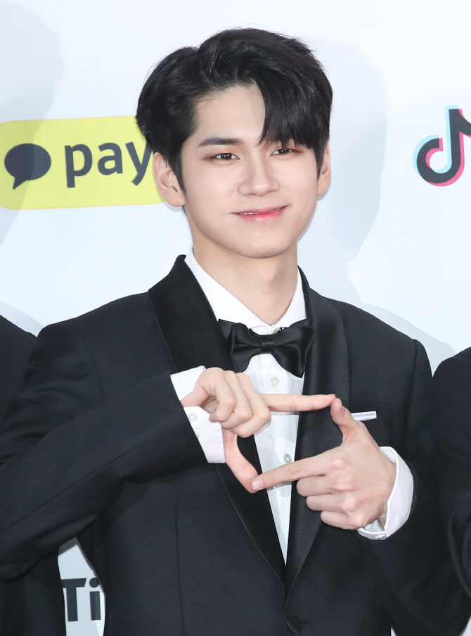 워너원 옹성우, 내 마음 속 워너블을 저장~