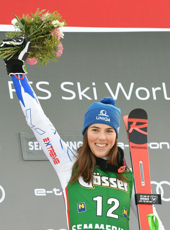 블로바, FIS 월드컵 스키 대회전 정상..시프린 5위