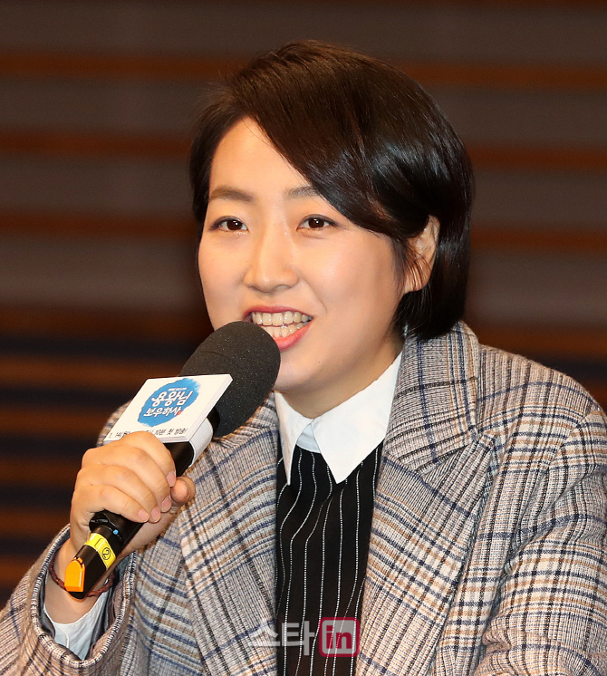 [포토]인사말하는 MBC일일드라마 '용왕님 보우하사' 최은경 연출