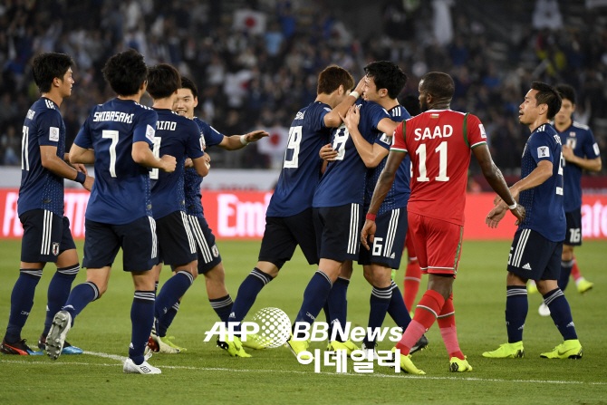 [아시안컵]'희비 엇갈린 PK 판정' 일본, 오만에 1-0 신승