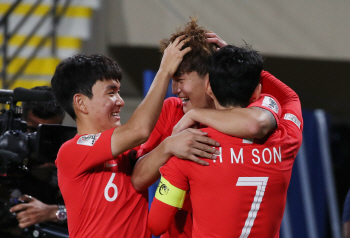 [아시안컵]벤투호, 중국에 2-0 완승...조 1위 16강 진출