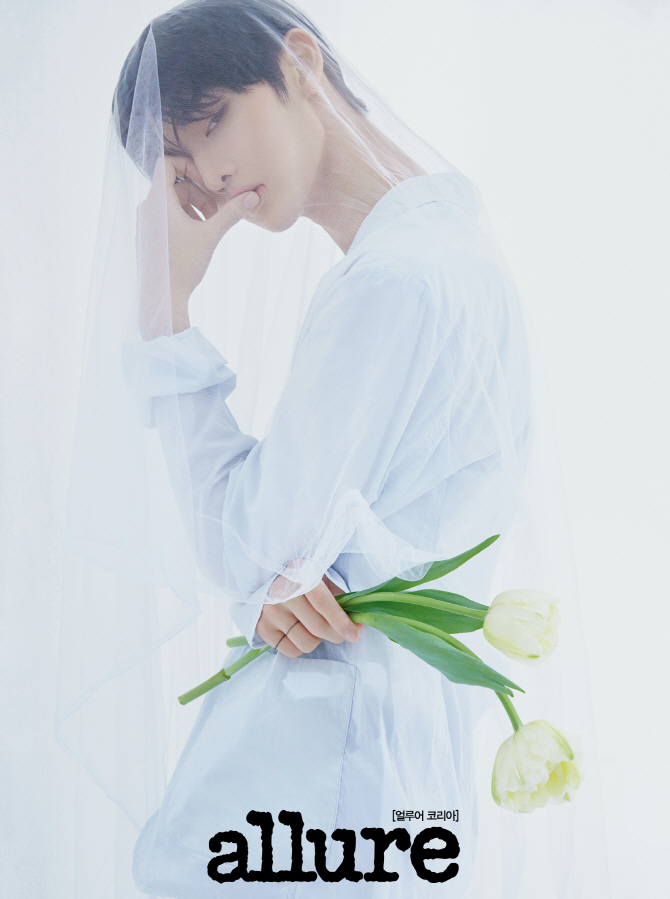 [포토] 배진영 "함께 고생한 멤버들 수고했다.. 워너블 고마워"