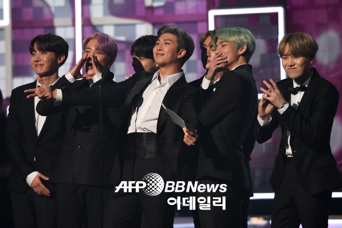'그래미 입성' 방탄소년단, 2월 보이그룹 브랜드평판 1위