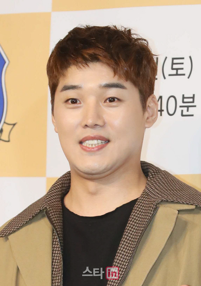 [포토]권혁수 '먹기위해 운동합니다'