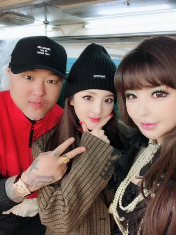 박봄, 3월 13일 컴백 확정 '용감한형제X산다라박 지원사격'