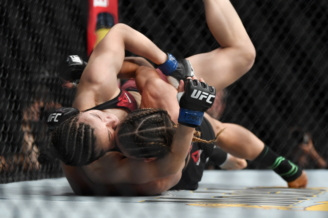 [포토] 'UFC 235' 머리 스타일도 경쟁