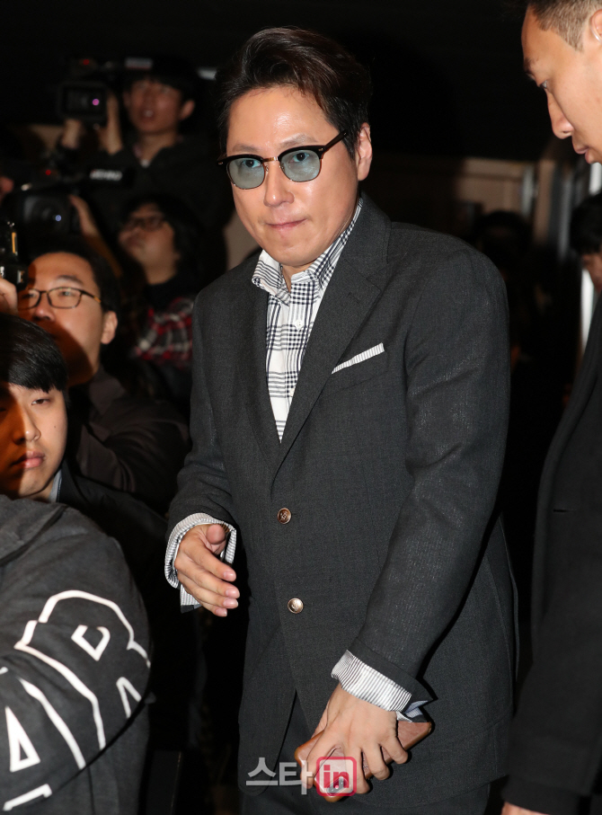 [포토]입장하는 윤종신