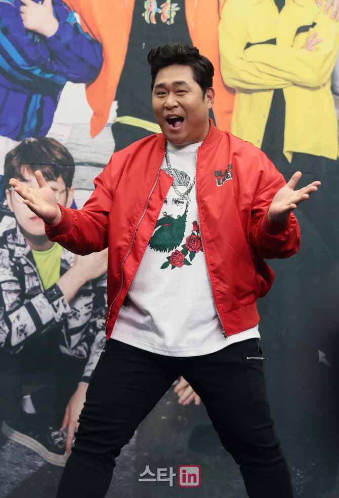 [포토]문세윤 '먹방래퍼'