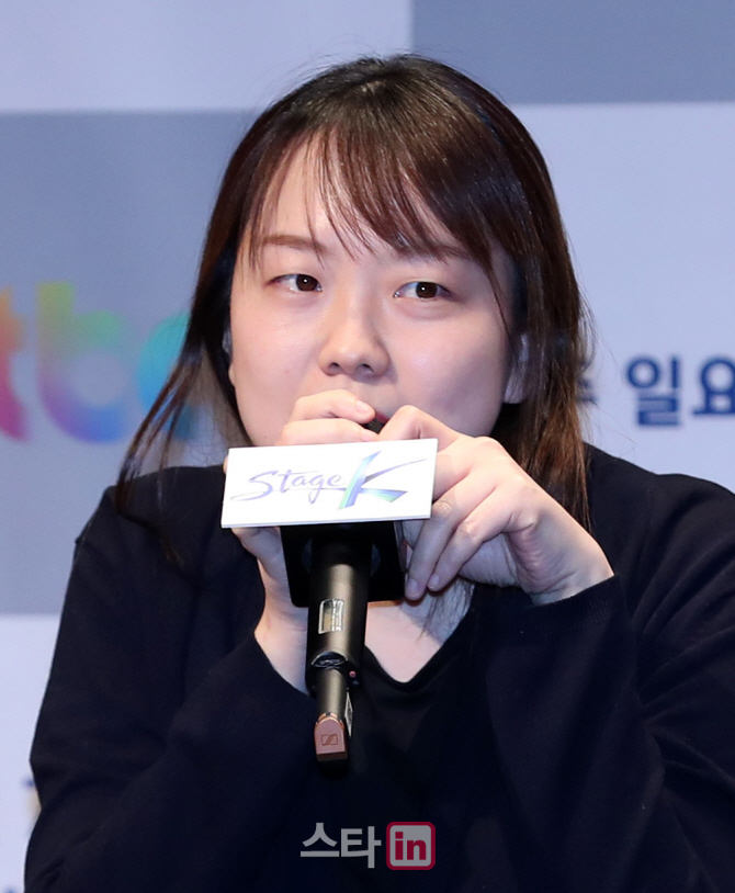 [포토]인사말하는 '스테이지K' 김노은 연출