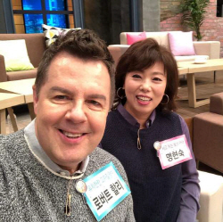 [단독] 로버트 할리 부인 "마약, 영문 몰라…아들 루머 사실무근"