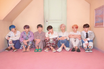 방탄소년단, 빌보드200 차트 1위...통산 3번째