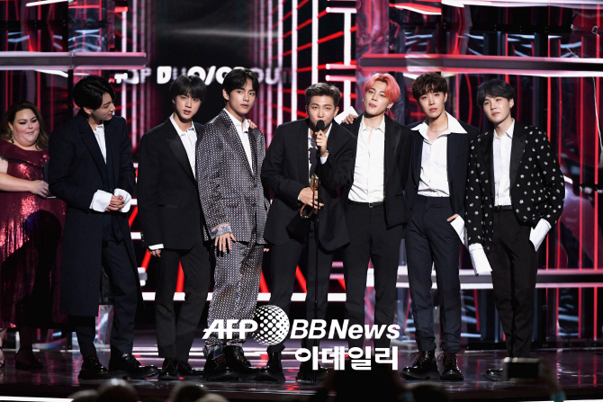 방탄소년단 "BTS·아미 파워 대단해".. '2019 빌보드뮤직 어워드' 본상 수상