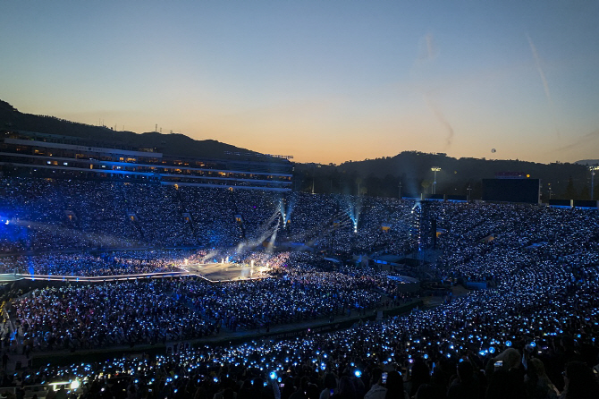 LA로즈볼 스타디움, 방탄과 아미의 축제
