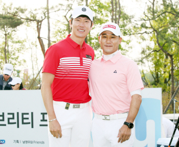 “감사합니다”…셀러브리티에게 한 수 배운 男 골퍼