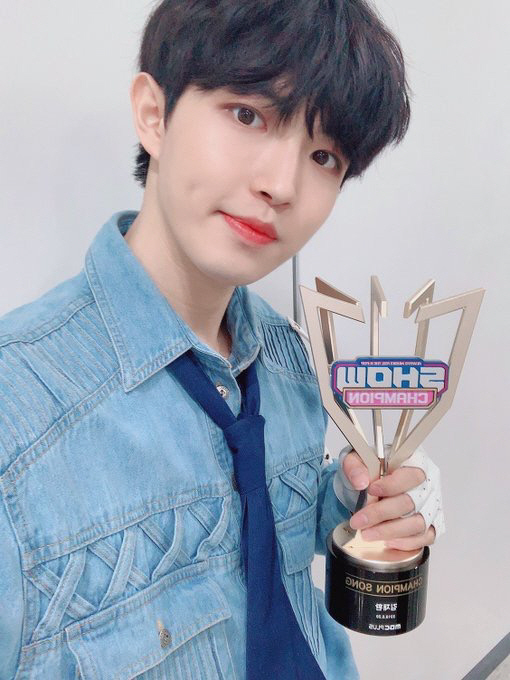 김재환, ‘쇼챔’ 1위…솔로 데뷔 1주 만에 2관왕