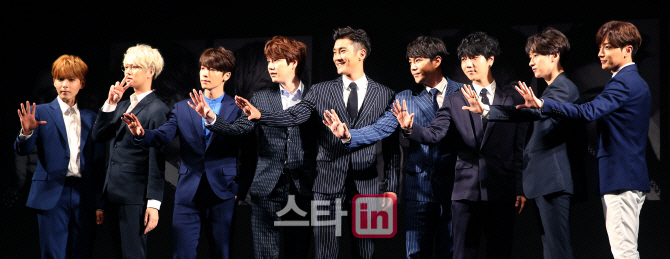 슈퍼주니어, 9명으로 하반기 9집 컴백…강인-성민 제외
