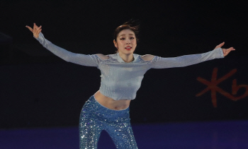 '여왕의 귀환' 김연아, 환상적인 경기력으로 관객 매료시켰다