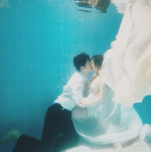[포토]강태성♡정아라, 독특한 수중 웨딩촬영