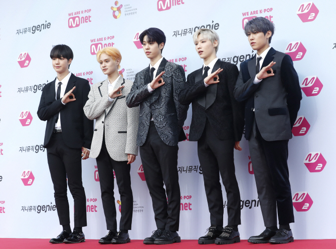에이비식스, K-POP 기대주