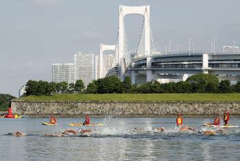 방사능·무더위·악취 논란 무시하고...日 '후쿠시마産 안전' 홍보 혈안