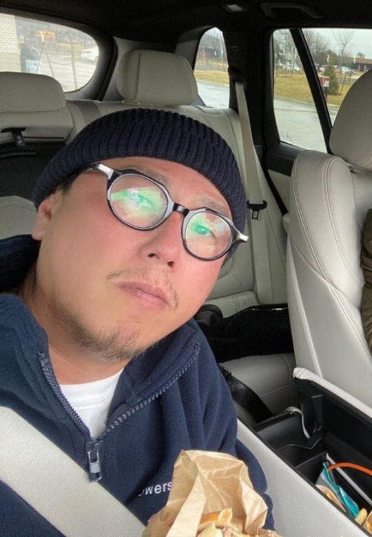 윤종신, 코로나19 인종차별 언급 "그 눈빛, 말투..지친 현실 이해"