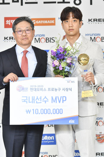 허훈, 父 허재 이어 '부자 농구대통령…프로농구 MVP 등극