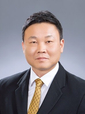 '캥거루 슈터' 조성원, 창원 LG 새 감독..."공격적인 팀 만들 것"