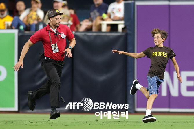 '나 잡아봐라~'                                                                                                                                             ...