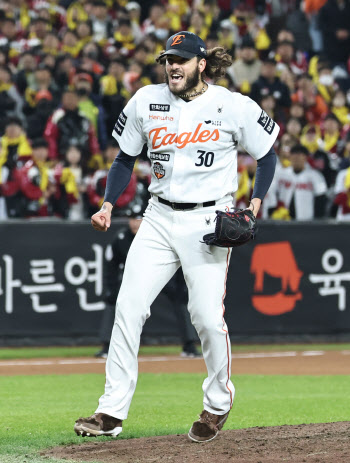 '���� 4����' �ڵ� ����, MVP �̾� ���۷������ ������