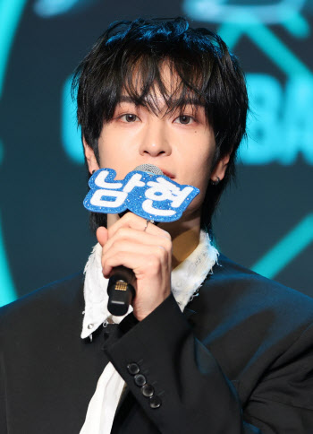 [����]�λ縻�ϴ� ĳġ���� ����