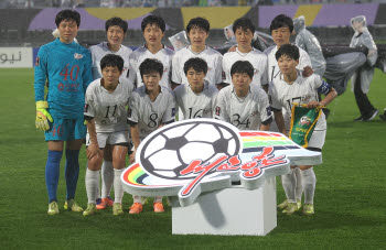 �� �������౸��, �ƽþ� ���� �븰��