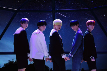 TXT "제이홉, 어떤 상황에서든 주눅들지 말라고 조언"