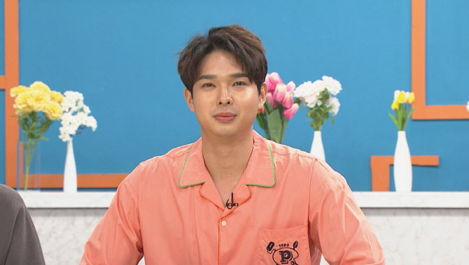 '비디오스타' 류지광 "부모님 사업 실패…옥상 올라 극단적인 생각" 눈물