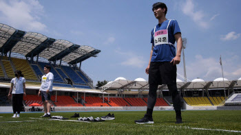 '위대한 배태랑' 노지훈 "김호중을 짓밟아 버리겠다" 귀여운 신경전