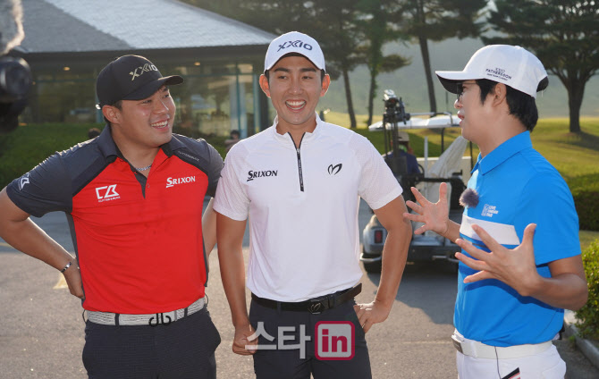 [포토]이수민,이승택,홍인규 '대회가 빛나네요'