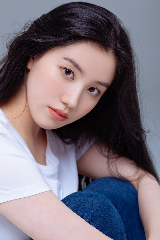 프리스틴 출신 박시연, 수연강엔터에 새 둥지