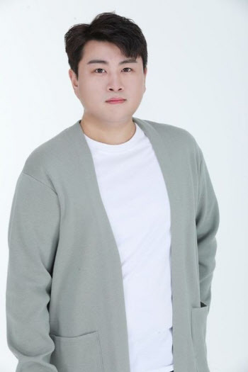 김호중 "전 여친 폭행? 전혀 사실이 아닙니다" 