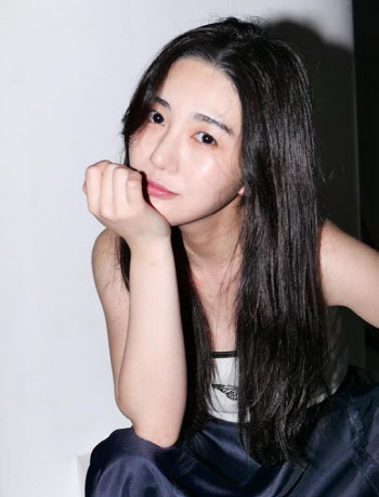 'AOA 출신' 권민아 "지민 폭로한 후 극단적 선택…병원 실려가" 심경글 