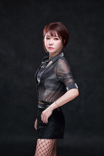 홍춘이(최란) '그럴줄 알았지' 작곡자는 트롯 가수 신수아