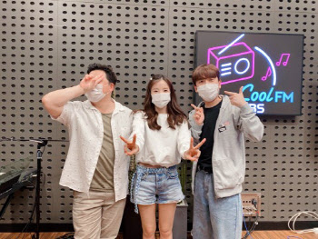 '미스터라디오' 지숙 "10월 결혼 조심스럽게 준비… 프러포즈는 아직"