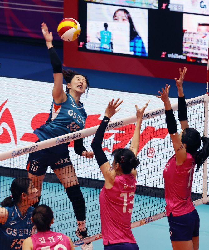 'KOVO컵 MVP' 강소휘 "'안되도 웃자' 미친개 작전이 통했죠"