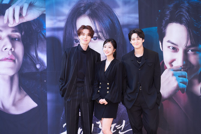 '구미호뎐' 강신효 감독 "구미호役, 이동욱 대체할 배우 없어"