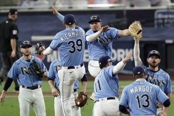 '주니노 결승타' 탬파베이, 휴스턴에 ALCS 기선제압...최지만 결장