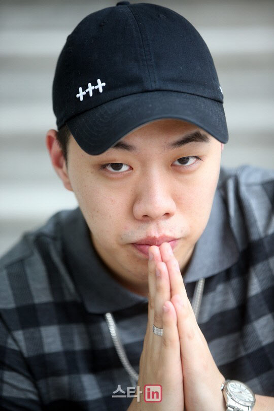 비와이 "8년째 사귄 연인과 10월 결혼… 축복해달라" [전문]