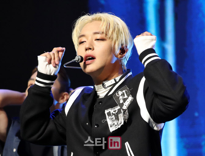 [포토]박지훈, 섹시한 눈빛