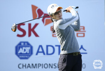 [KLPGA 노트]홀인원하고 벤츠 탄 안송이, 최다 홀인원 역대 2위..1위는 양수진