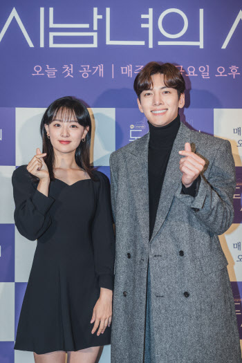 '도시남녀의 사랑법' 지창욱 "김지원과 스킨십 수위↑…친해지려 노력"